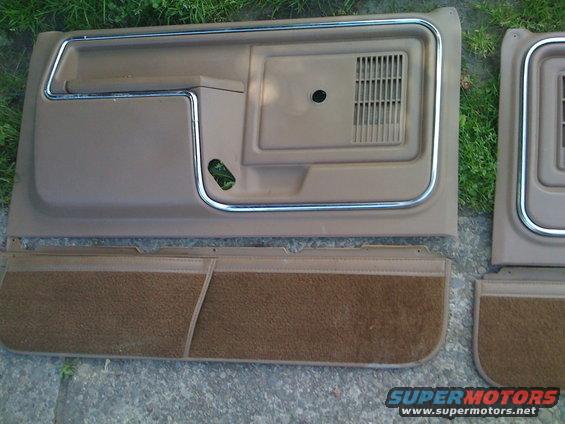 80/86 Saddle Tan Door Panels and Map Pockets