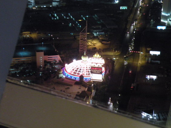 Night view of the Las Vegas Strip with illuminated buildings and traffic