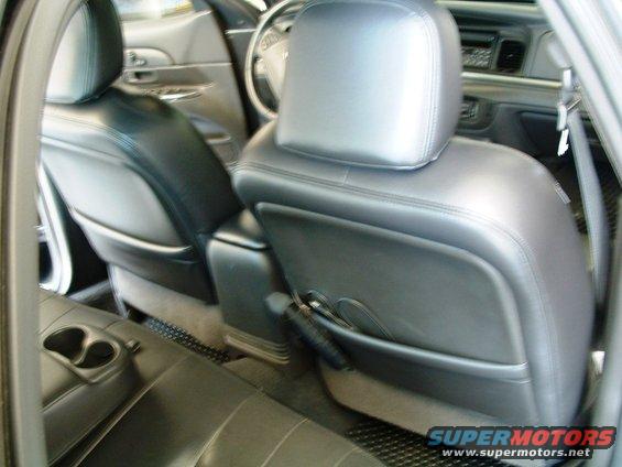 2004 Ford Crown Victoria LX Sport-Seat pocket