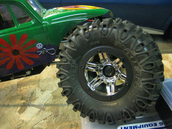 img_0614.jpg Axial 2.2 Rockstar beadlocks