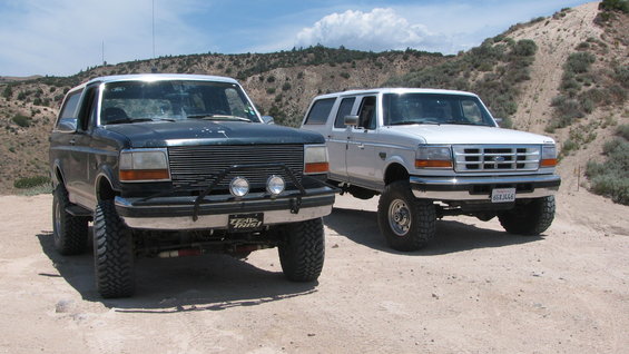 img_6696.jpg Both rigs..