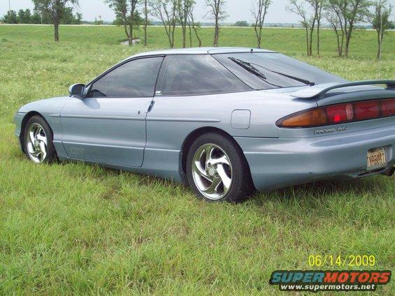 100_1059.jpg another pic of the left side of car
