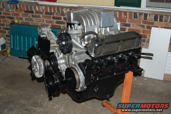 Engine on stand, front view