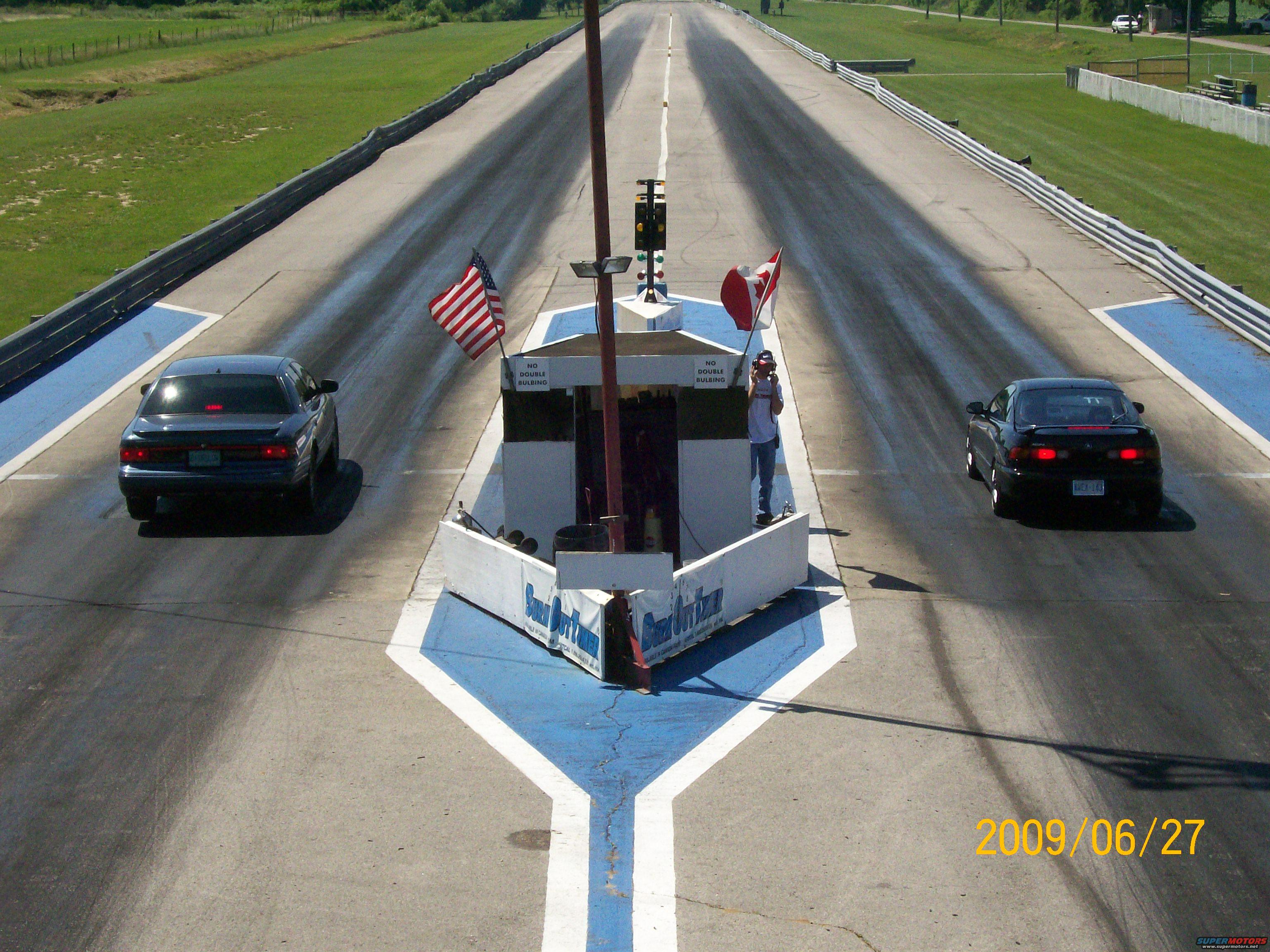 2003 Ford Crown Victoria photo