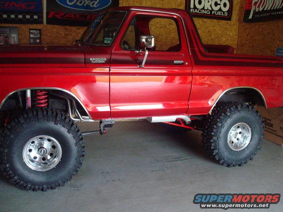 bronco-09-008.jpg 