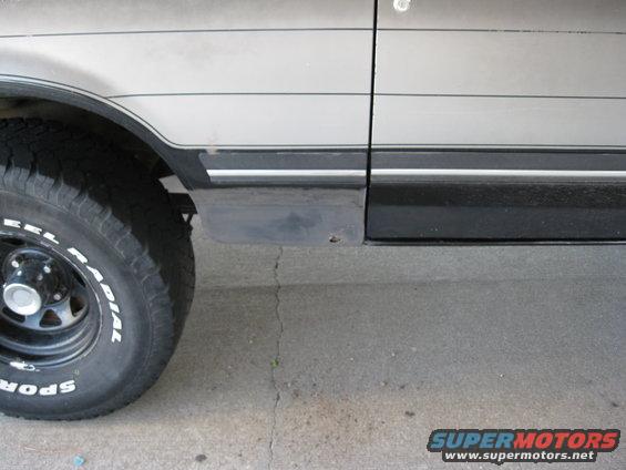 bronco_bodywork_firstsandpaint.jpg First part sanded