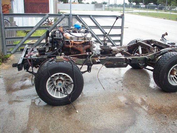 1978 Jeep CJ5 chassis and engine, side view