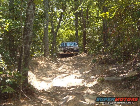 25upperlp1.jpg Eventually, we got back to mapping the perimeter and continued down Upper Loop.  The holes are severe & offset - no way I could climb this with 2 sway bars & highway pressure.