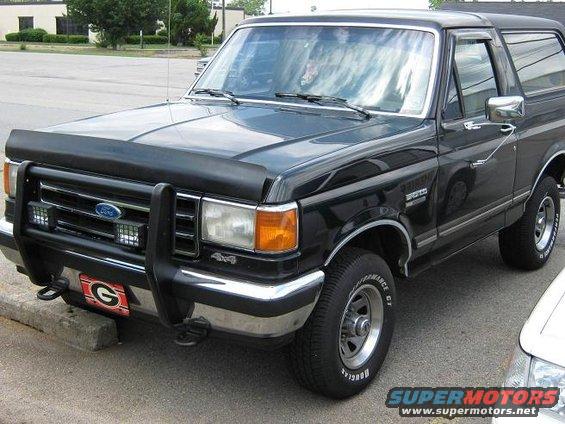 Black Ford Bronco with a bull bar and a Georgia Bulldogs license plate