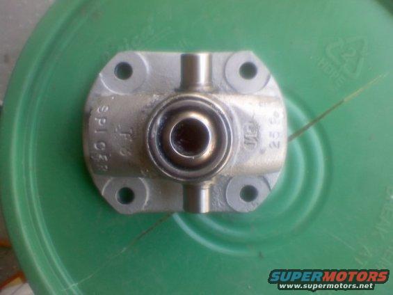 Metal bearing part with 'SPI C82' and '25 F' markings