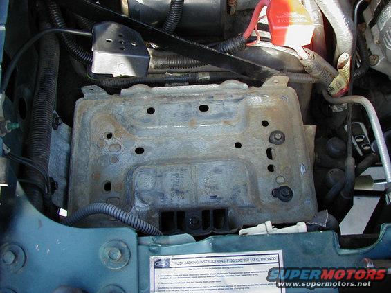 p1250001.jpg Stock battery location.