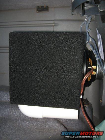 img_2420.jpg 8" sub. External driver mounting. External port.