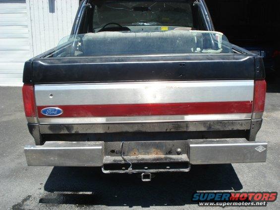 Rust free tailgate. No key. Krylon black  paint. Good shape.