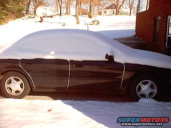 snowy_car_02.jpg 
