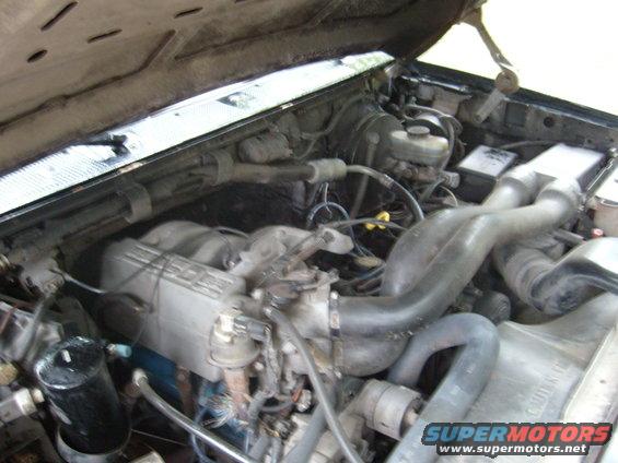 s7300940.jpg This truck was a daily driver and i drove it in rain shine dirt roads whereever i had to go shes not a show car. 