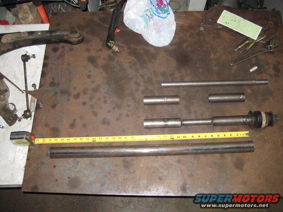 img_0924.jpg The top tube of the radius arms, and corresponding Bushing pin lengths/depths.