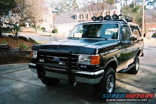 bronco.jpg 
