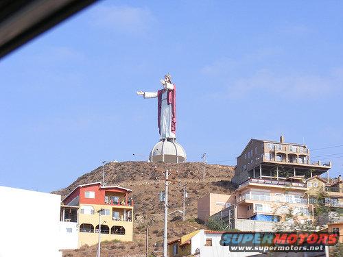 giant-jesus-on-highway-1-south-of-tj.jpg 