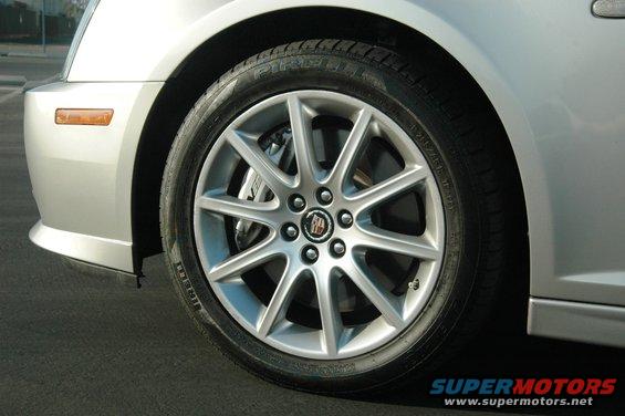 copy-of-dsc_0078.jpg 6 Lug Wheels!