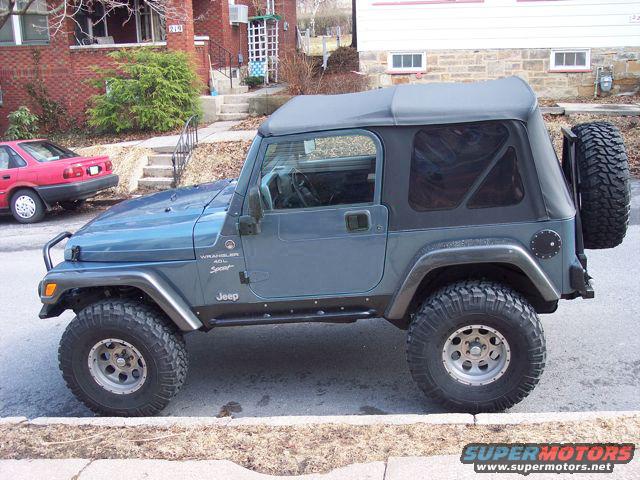 1985 Ford Bronco photo