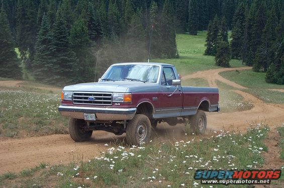 dcp_1659.jpg Not bad for an F-150 still sporting 31 inch all-season tread.The Dick Cepek 6\" lift is the only aftermarket addition.
