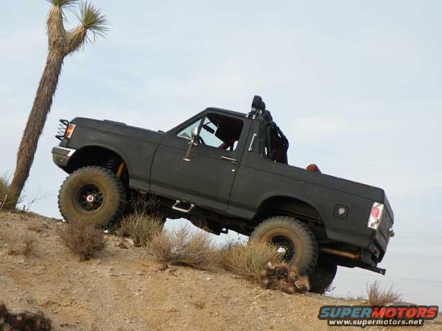 1.jpg My Bronco parked up on the hll.