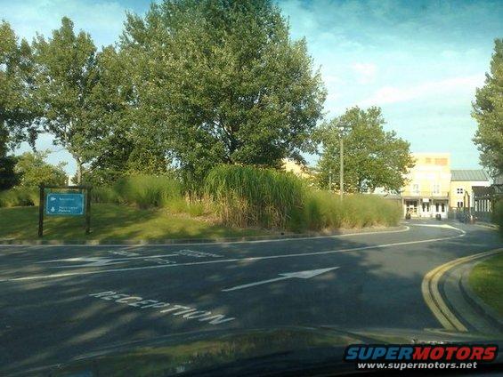 e-vers-main-gate-640x480.jpg 