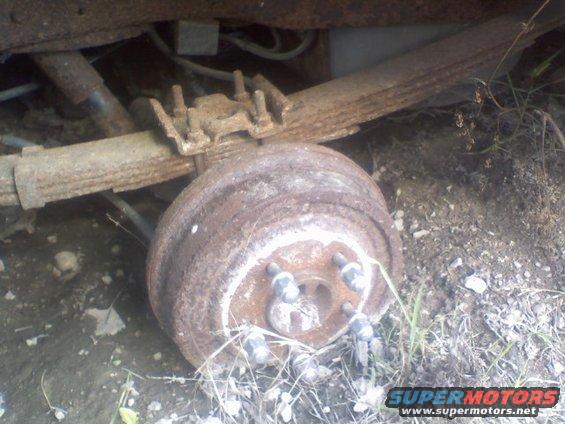 axle.jpg 