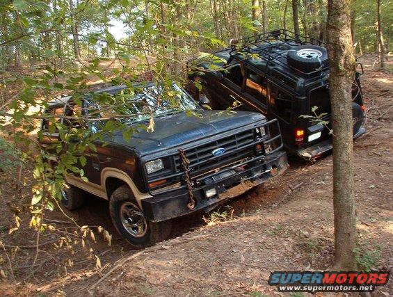 09090501gns.jpg Our temporary parking lot.