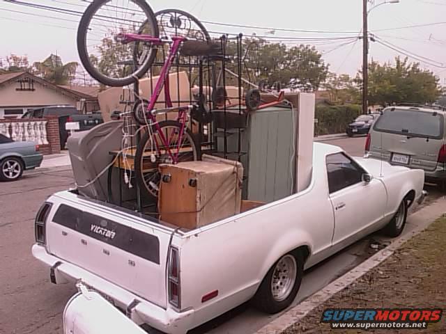 load 'er down. thank GOD for big beds.
helping a friend move
