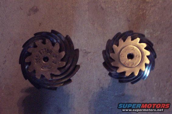 dcp_0140.jpg Ford 8.8 vs. Dana 44 3.55 Pinions. <br>(6/11/2002)