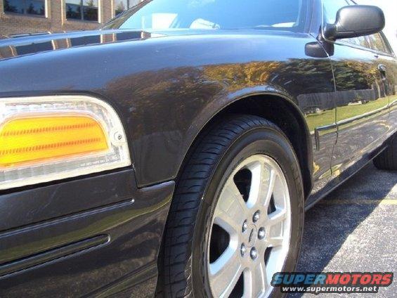8.jpg 2004 Ford Crown Victoria LX Sport (stock)