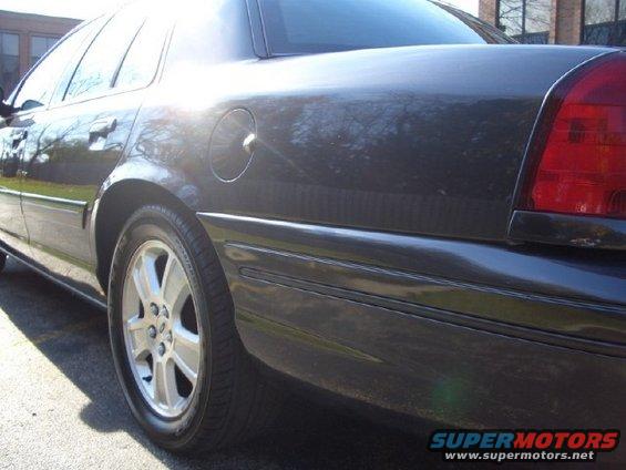 9.jpg 2004 Ford Crown Victoria LX Sport (stock)