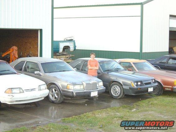 Gray 1986 Ford Mustang 3q-front view