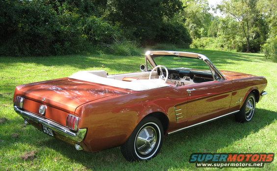 66-right-rear-top-down-a.jpg 1966 Mustang, right rear, top down