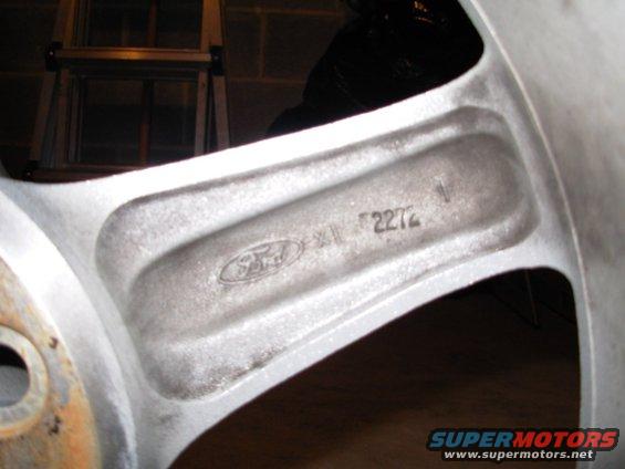 ford-logo.jpg Ford logo, real - not copies!