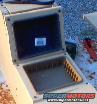 console_tray_cutout_06.jpg 