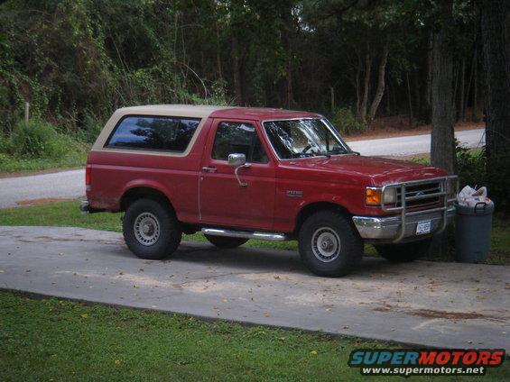 From far away, loving the stance with the 33 inch AT's