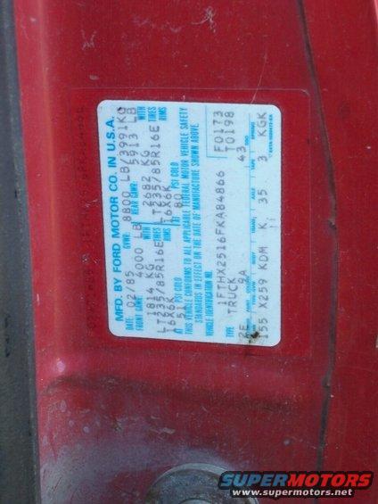 Door jamb sticker with manufacturing date 02/85