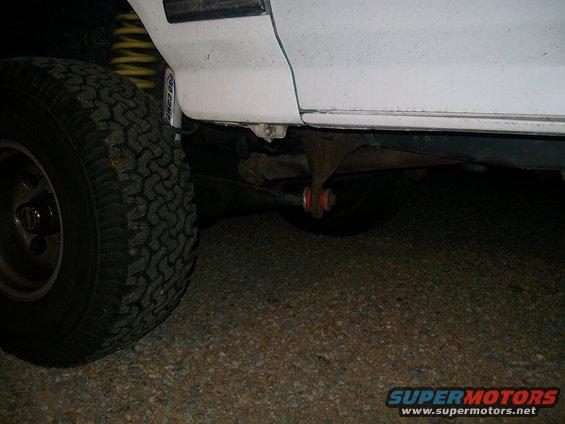 project-bronco-current-huge-radius-braket-2.jpg Stock radius arm and hideously large dropped radius arm bracket .