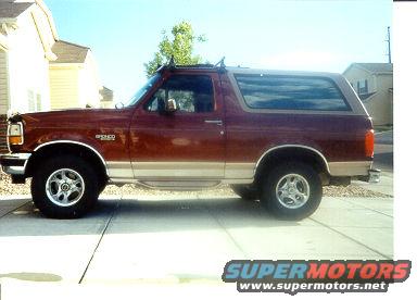 1996 Ford Bronco photo