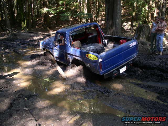 issa37.jpg Didnt know it was that deep