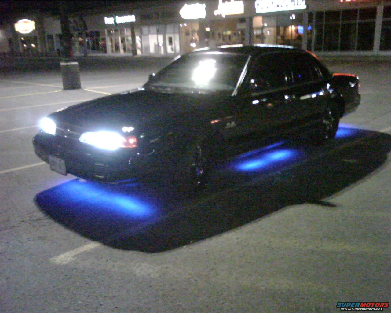 1996 Ford Crown Victoria photo