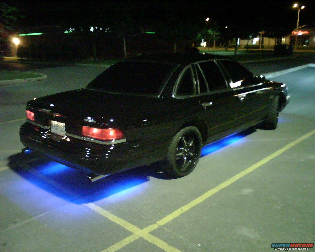 1996 Ford Crown Victoria photo