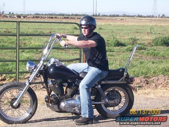 107_1422.jpg my 72 Harley Ironhead