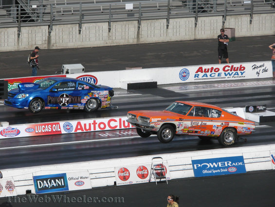 09-nhra-finals-021-copy.jpg 