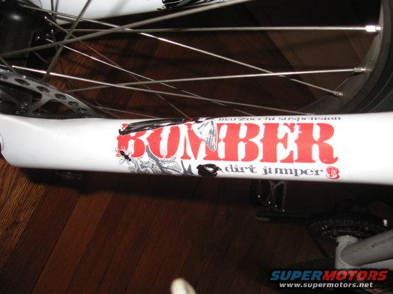 White Marzocchi Bomber dirt jumper suspension fork with red lettering