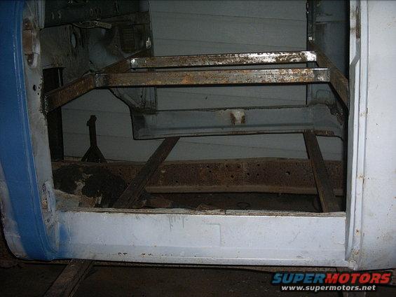 3096478_74_full.jpg 10-02-08: