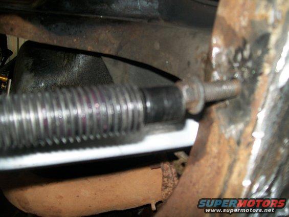 bronco-project-002.jpg Ball Joint press in action 2