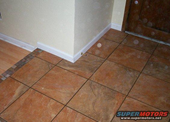cropped-pic-2-tile-foyer.jpg 